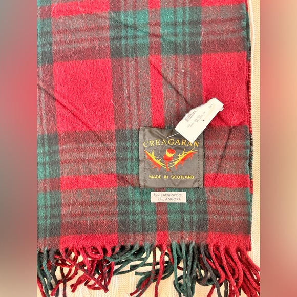 NWT CREAGARAN SCOTTISH Red & Green Wool Size 66”x 52” Throw Blanket - Picture 2 of 2